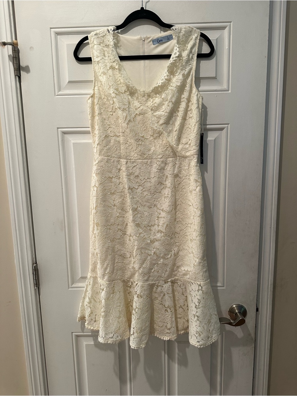 Cure Ivory Lace V-Neck Ruffle-Hem Mini Dress New & Beautful